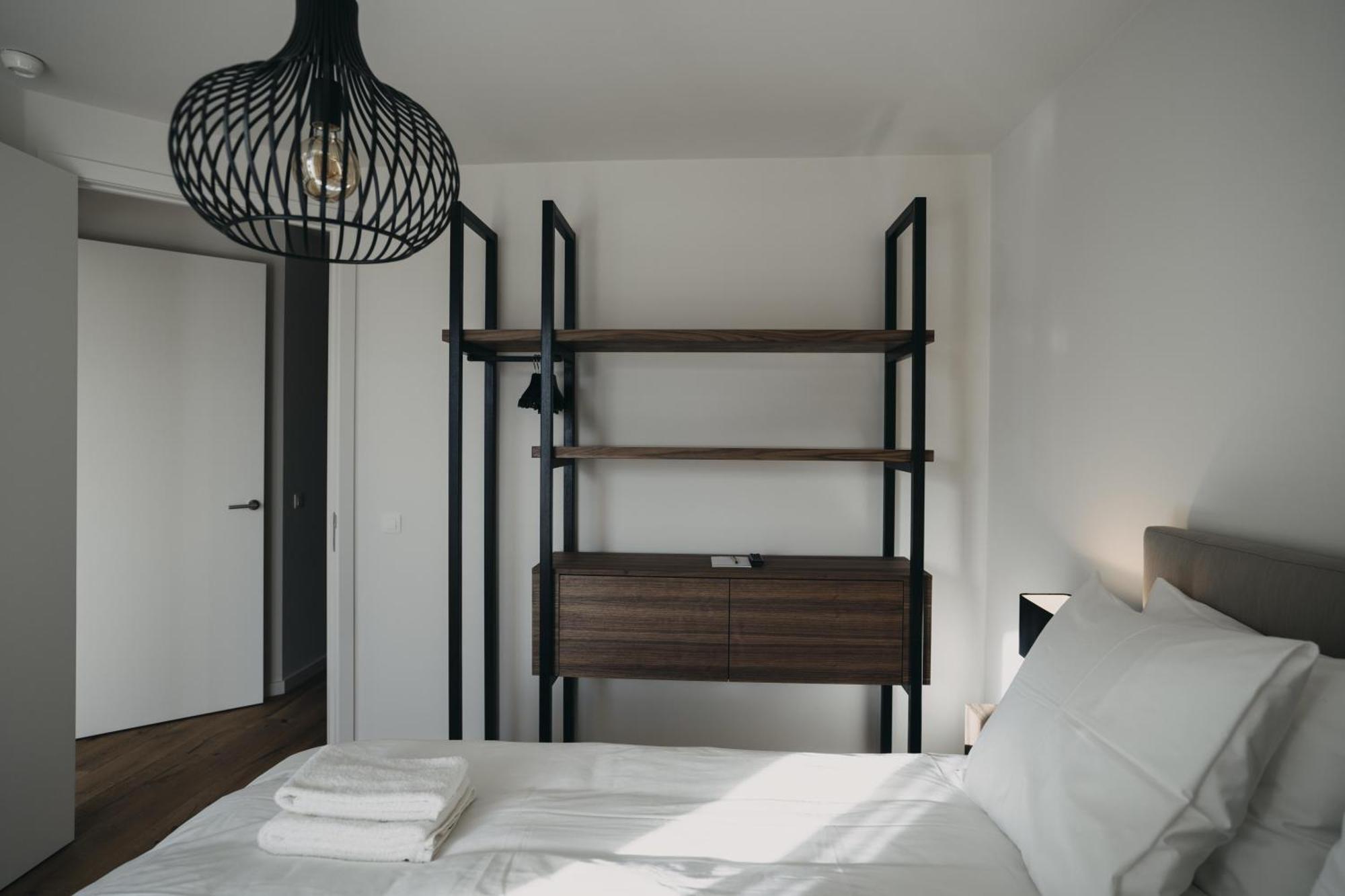 Huswell - The Tide - Stylish Seaview For 4 - Prime Location & Private Parking Appartement
